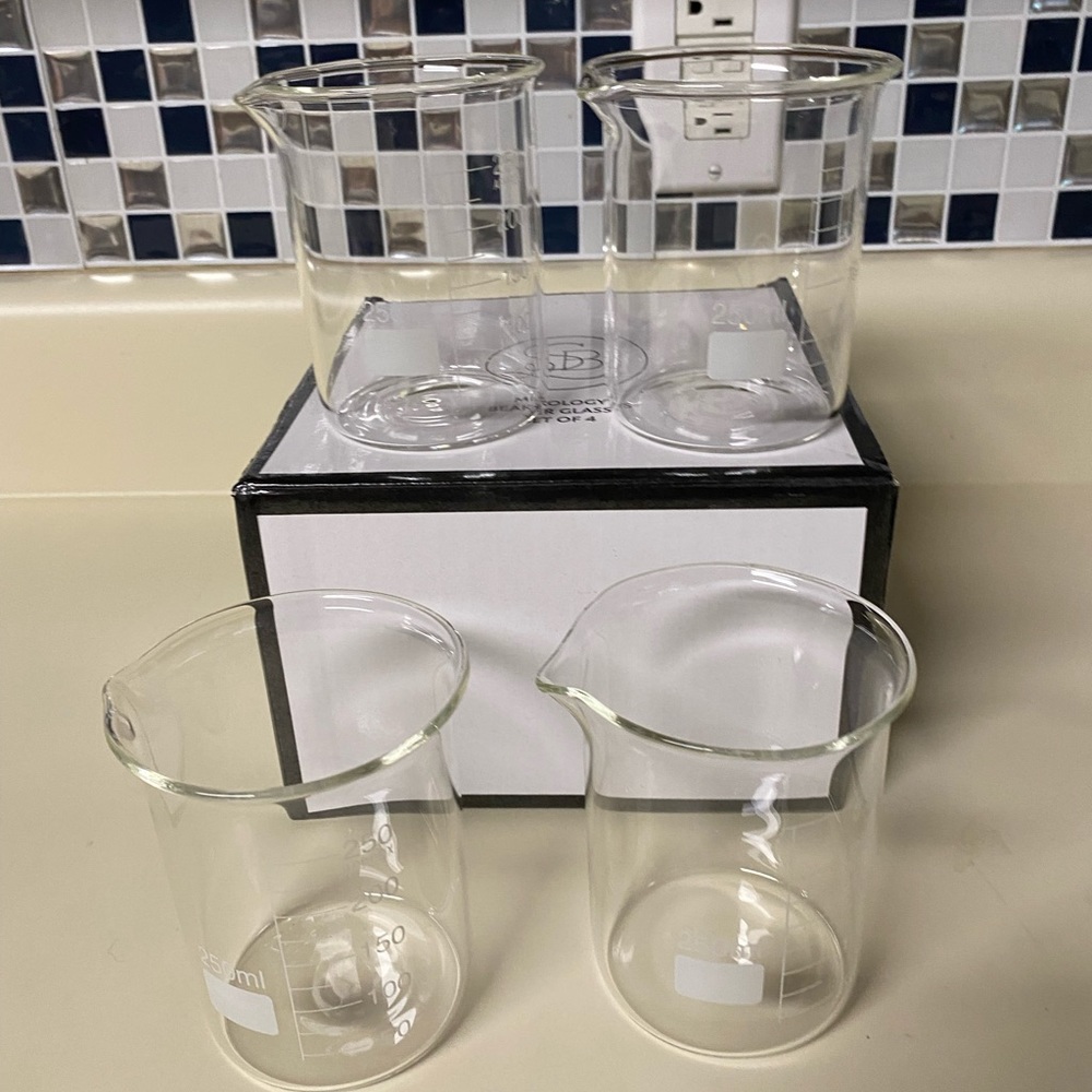 Santa Barbara SB Mixology Glass Beaker Set Of 4